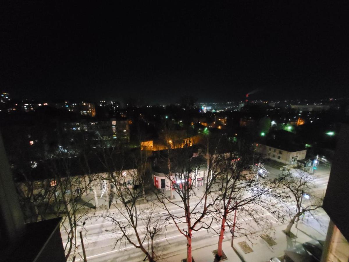 Dendrarium Park Apartment Deluxe Chisinau Exterior photo
