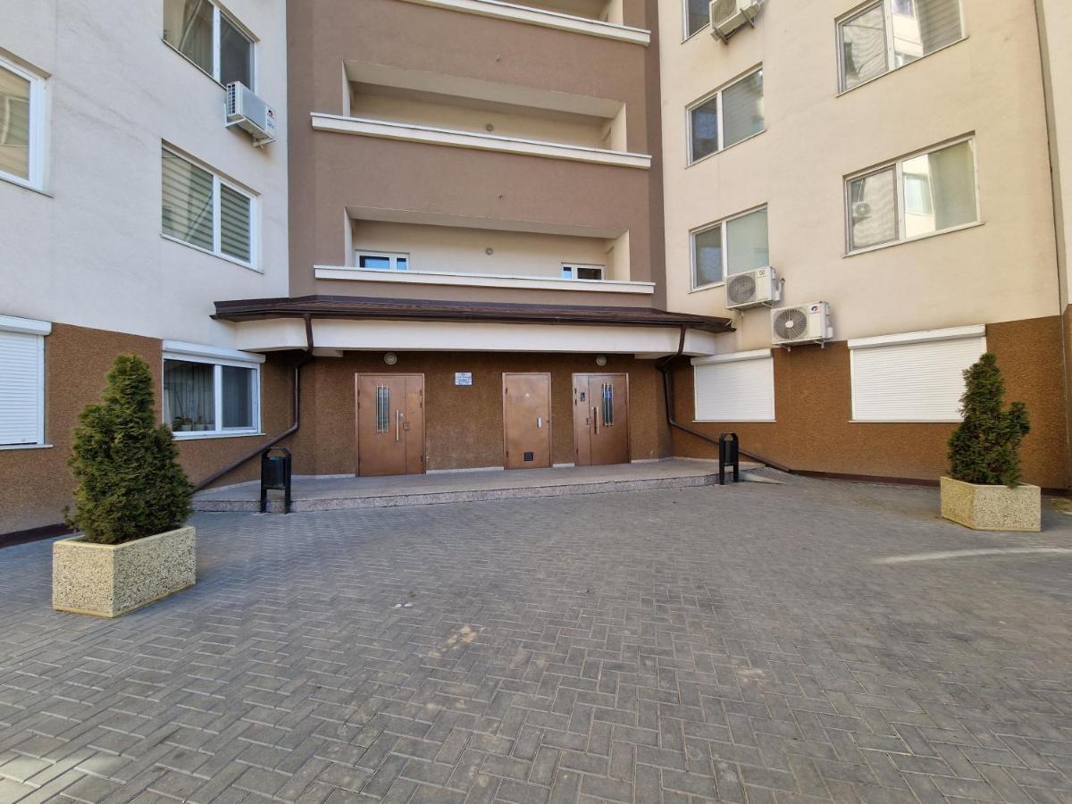Dendrarium Park Apartment Deluxe Chisinau Exterior photo